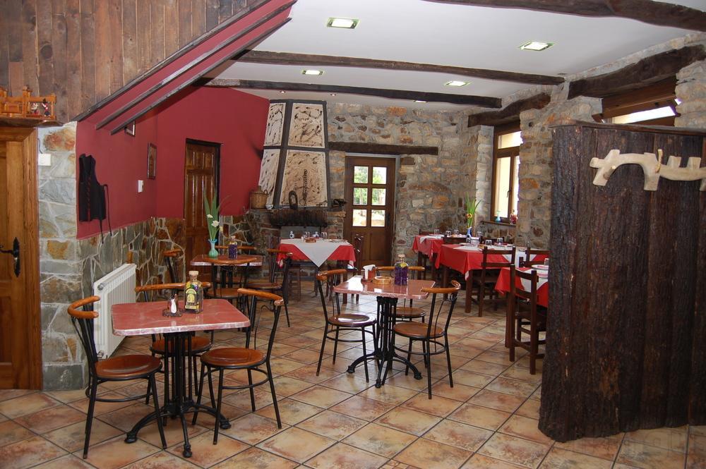 Hotel Asador Rindion Tineo Esterno foto